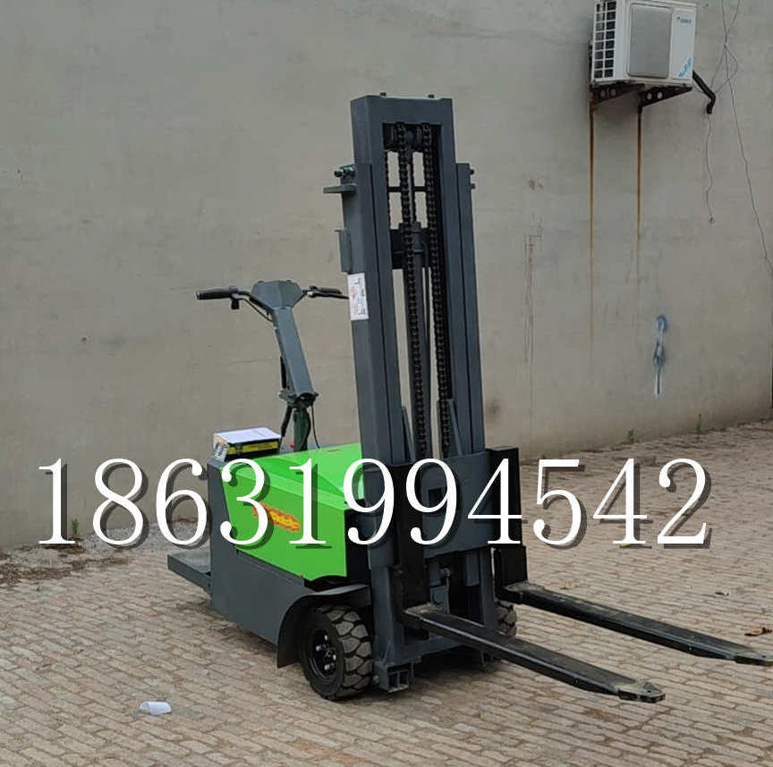 吉林市优程全电动叉车插腿式堆高车液压装卸车1.5吨升高小型站驾式铲车